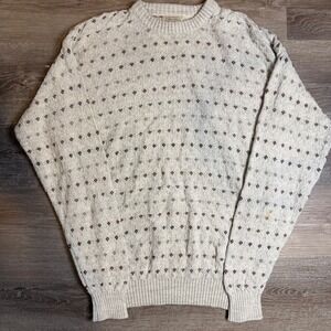 St Johns Bay Mens Sweater M L Cream Geometric Pattern Long Sleeve Crew Neck